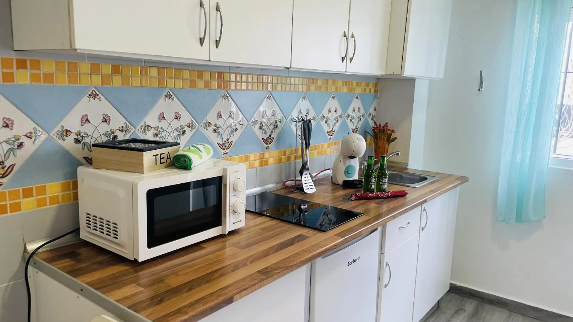 Estudio Jimena Carabeo En El Centro De Nerja Apartmán