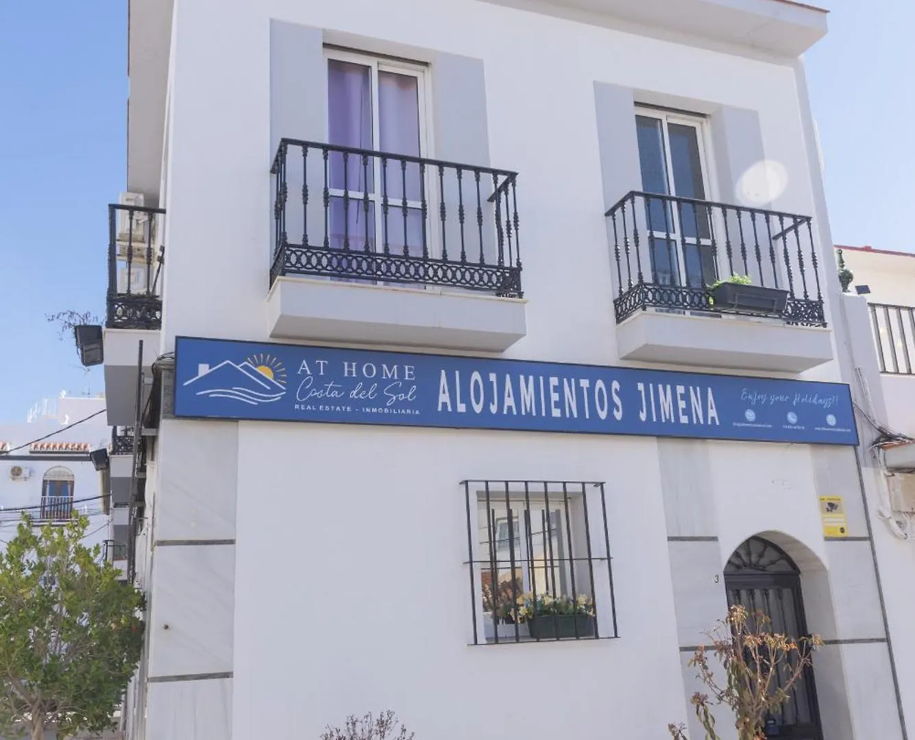 Estudio Jimena Carabeo En El Centro De Nerja Španělsko